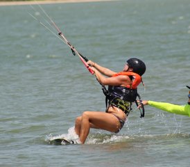 64 días de campamento de kitesurf para principiantes con Ruben y Eusebi en Kalpitiya, Provincia Noroeste, Sri Lanka - Photo 1