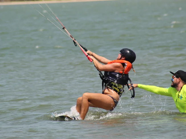 4 Day Beginner Kitesurfing Lessons With Ruben And Eusebi In Kalpitiya North Western Province