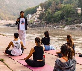 Authentische 24 Tage 200-Stunden Ashtanga-Vinyasa-Yogalehrer-Ausbildung in Rishikesh, Indien - Photo 5