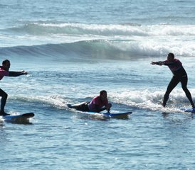 88 jours en stage de surf, sommeil et alimentation à Casais de São Lourenço, Lisbonne, Portugal - Photo 1