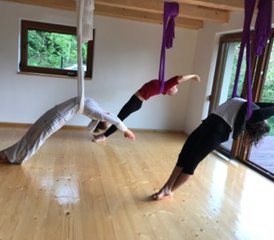8 Tage 50-Stunden Aerial Yogalehrer Ausbildung in Kamesznica, Polen - Photo 4