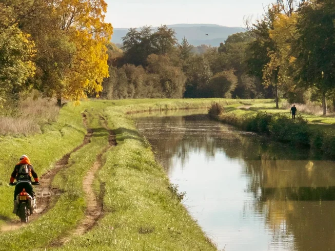 4 Day Guided Adventure Motorbike Tour in Morvan, France