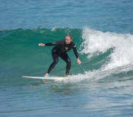 7 días de campamento de surf para todos los niveles y cursos de español en San Sebastián - Photo 2