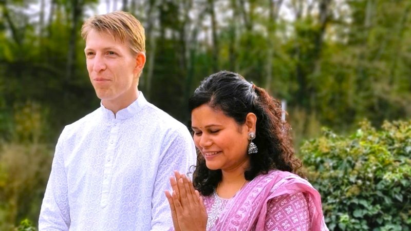 28 días de curso de profesorado de yoga clásico indio de 200 horas en Champaña-Ardenas, Francia