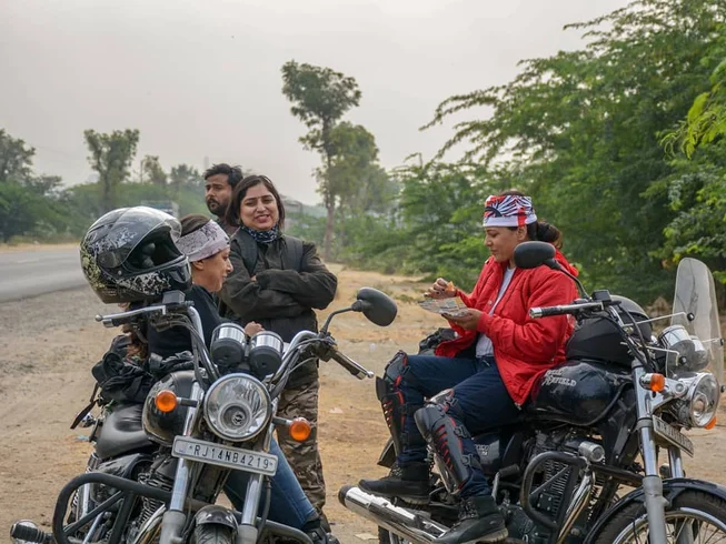 8 Day Desert of Rajasthan Guided Motorcycle Tour in India photo 5
