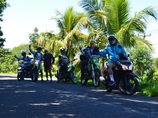 4 Day Blue Fires of Volcano Ijen: Guided Enduro Motorbike Tour in Bali and Java, Indonesia