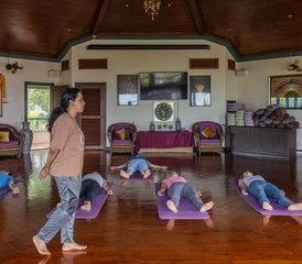 1011 Tage Ananda Healing Retreat mit Ayurveda, Reiki, Meditation und Yoga in Phuket, Thailand - Photo 1