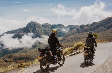 4 Day Guided Volcanos and Hot Springs Motorcycle Tour in The Andes, Colombia