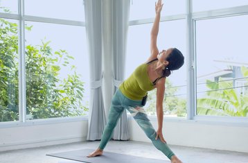 Formation de professeur de yoga en ligne certifiée 200h à votre rythme avec One Yoga, Thaïlande