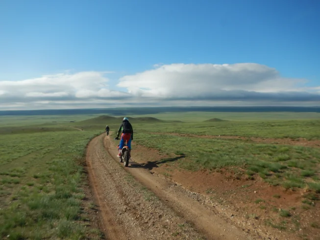 7 Day Easy Mongolia South Guided Enduro Motorcycle Tour with Off-roads and River Crossing photo 4