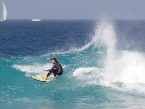 11 días de campamento de surf en el corazón de la comunidad surfera de Playa de Las Américas, Tenerife, España
