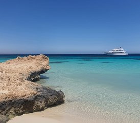 8 jours en stage de yoga luxe en yacht, méditation, snorkeling et observation des dauphins à Hurghada, Égypte - Photo 4