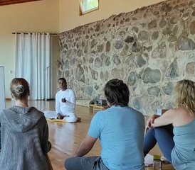 01 Woche Backpacker Yoga Retreat: Günstigeres Yoga in Kathmandu, Nepal - Photo 1