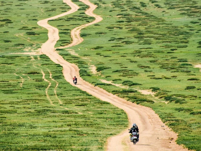 10 Day Guided Enduro Motorbike Trip on the Endless Mongolian Steppe photo 10