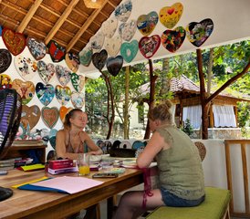 710-Daagse Festival van Liefde in Karimunjawa, Indonesië - Photo 1