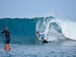 15-daags “Surf by Day, Sunset by Soul” surfkamp in Thaa Veymandoo, Malediven