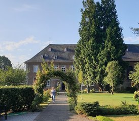 3 Tage „Ich hole mir meine Kraft zurück“ Yoga Retreat in Jüchen, Deutschland - Photo 4