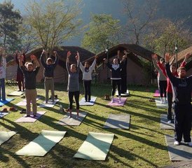 79-Daagse Navratri Shakti Puja Yoga en Meditatie Tour in de Himalaya Rishikesh India - Photo 1