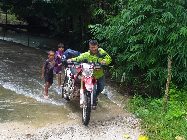 3 Day Enthralling Laos Guided Motorcycle Tour from Vientiane to Vang Vieng, Phou Khao Khouay photo 2