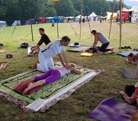 83 Jour en Stage de Shiatsu pour Débutants avec Yoga des Méridiens près de Toulouse, France - Photo 1