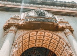 Vientiane Retreats und Reisen
