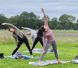 84-Daagse Vinyasa Yoga en Ademhalingsretraite in de Natuur in het prachtige Drenthe, Nederland - Photo 1