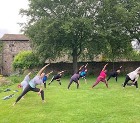 113 Tage Achtsamkeits-, Meditations- und Yoga Retreat mit Klangbad in Lancashire, England, Vereinigtes Königreich - Photo 1