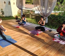 85 jours en retraite de yoga aérien pour la Semaine sainte à Santa Lucía Milpas Altas, Guatemala - Photo 1