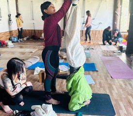 28 Tage 200-Stunden Hatha, Ashtanga, Vinyasa, Kundalini und Yin Yogalehrer Ausbildung in Rishikesh, Indien - Photo 2