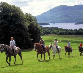14 Day Horse Riding and English Summer Camp for Kids (11 - 17 Years Old) in Cork, Ireland - Photo 3