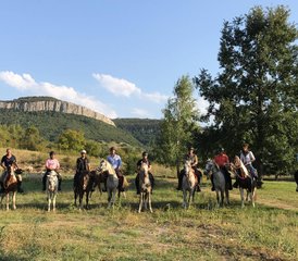 18 jours en randonnée équestre dans les terres sauvages du centre de la Bulgarie - Photo 1