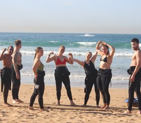 7 jours en stage de surf et yoga pour débutant à Tamraght, baie de Taghazout, Maroc - Photo 2