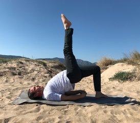 3 días de meditación, asanas, constelaciones y filosofía yogui en la playa de Cullera, Valencia - Photo 2