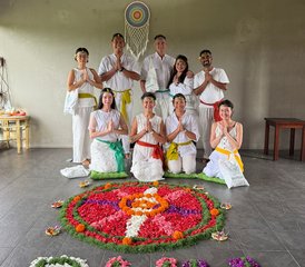 3 Wochen 200-Stunden Yogalehrer Ausbildung in Ubud, Bali, Indonesien – Hatha, Vinyasa und Ashtanga - Photo 2