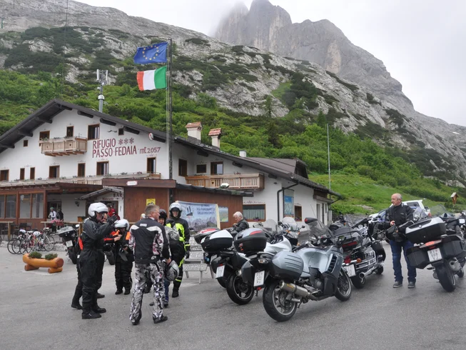 8 Day Guided Motorcycle Tour in Dolomiti, Italy photo 4