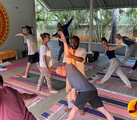 921 días de profesorado de yoga de 300 horas en Mysore, India - Photo 1