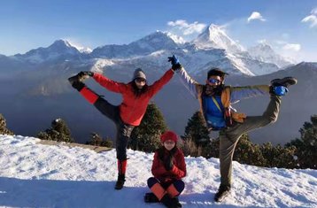 7 jours en stage de trek du Mardi Himal, de yoga relaxant et de méditation au Népal