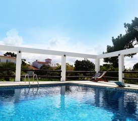 7 jours en stage de surf dans une villa de luxe à Santa Cruz, Lisbonne, Portugal - Photo 3