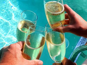 6 Day Relaxing Yoga, Wine and Vegan Dine Retreat in Sunny Sitges outside Barcelona, Spain
