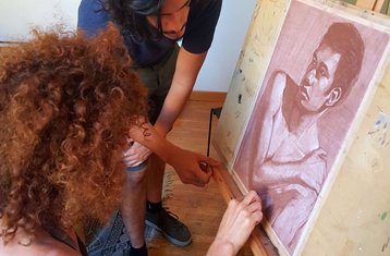 Half-Day Non-Residential Drawing and Painting Master Experience in Florence, Italy