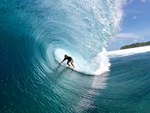 8 Days Notable Surf Holiday in Thulusdhoo, Maldives