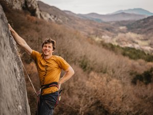 7 Day Climbing and Yoga Experience with Luka Lindič in Istria, Croatia