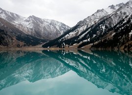 Kasachstan Retreats und Reisen
