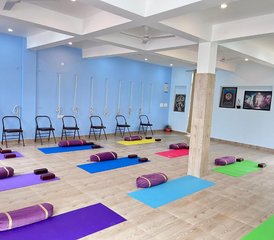 4 Tage Erwachen im Himalaya Yoga Retreat mit Meditation und Klangheilung in Rishikesh, Indien - Photo 3