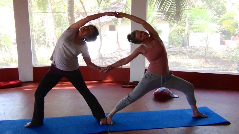 9 días de retiro de yoga para reconectar con tu sabiduría interior en las montañas de La Alpujarra