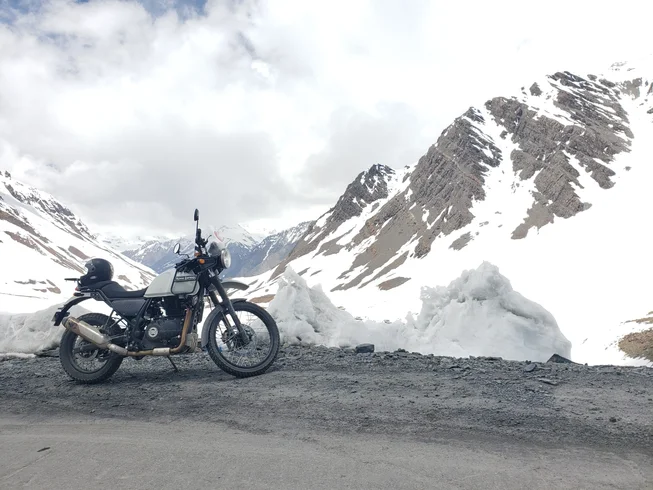 14 Trans Himalayas Motorcycle Expedition: Guided Tour in India — Ride the Highest Roads on Earth