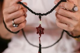 Karma Yoga Retraites en Reizen