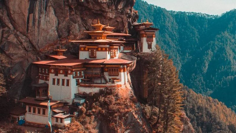 7 Day All-Inclusive and Fully Customisable Adventure Tour in Bhutan