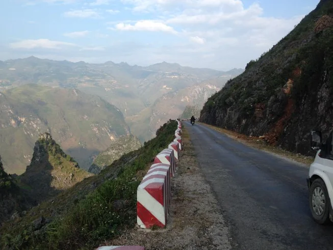 21 Day Central and Northern Vietnam Culture Guided Motorcycle Tour photo 6