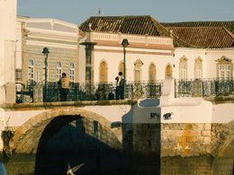 Tavira Retiros y Viajes
